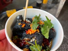 -黑色经典臭豆腐·湖南特产(步行街店)