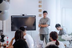 -花轿喜屋婚礼策划