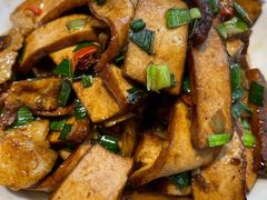 香干炒回锅肉-肖记公安牛肉鱼杂馆· 省级非物质文化遗产(仁和路店)