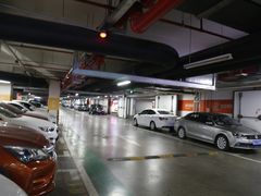 -大融城-停车场