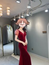 -衣贝姿婚纱礼服馆