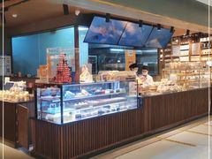 面包甜点陈列柜-黛汀烘焙DAINTY BAKERY(代字行合生汇店)