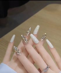 -和妍悦社美甲美睫