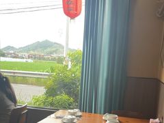 -李东农庄(中南百草园地标店)