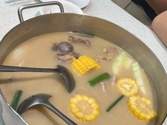 -肥仔文澳门猪骨煲(南京西路店)