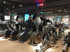 -VLines耀能运动24小时·月付制健身(京广桥店)