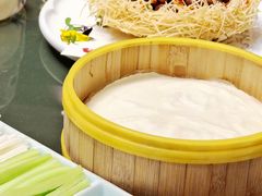 -鸿星花园酒家(银亿家园店)