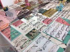 -肆兮眼镜·蔡司·徕卡战略合作店(大坪店)