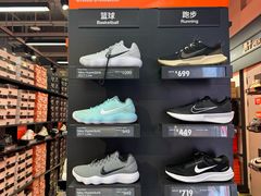 -百年港湾奥特莱斯(香炉礁店)