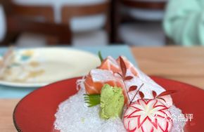 King Salmon Belly Sashimi