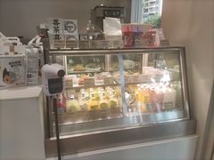 -喜茶(滨江宏岸店)