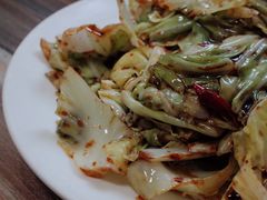 酱爆圆白菜-老七饭馆(光荣道总店)