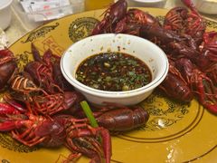 -休记光头香辣蟹干锅店(衣冠庙店)