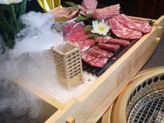 -铭牛烧肉·和牛海鲜自助(高新月牙湖店)