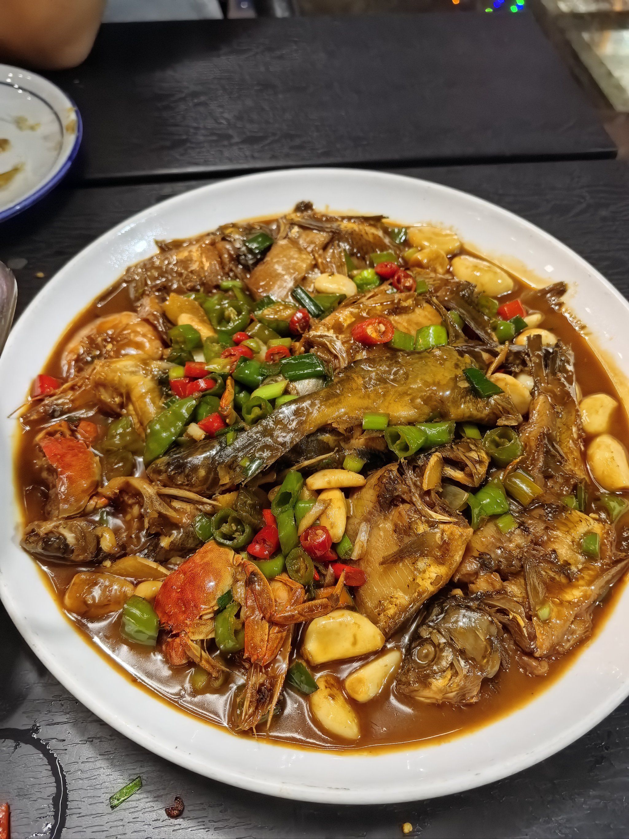 红烧杂鱼这家店的小杂鱼味道挺好