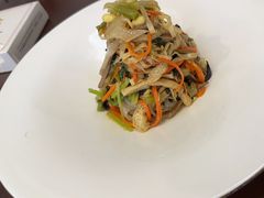 -香山湖渔家大院