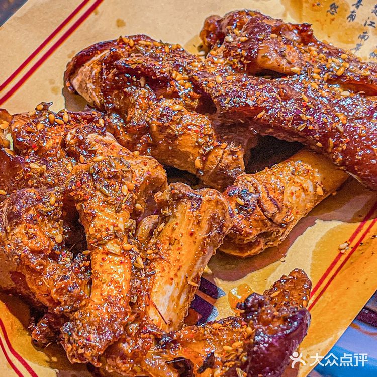 沈阳|🔥必吃榜No.1排队吃的香辣蟹面名不虚传