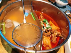 -左庭右院鲜牛肉火锅(金山万达店)
