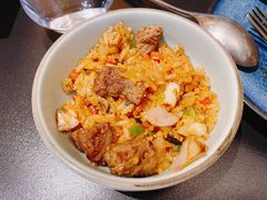 葱烧澳洲牛肉配石锅饭-酒池星座(深圳湾后海汇店)