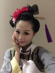 -盘子女人坊生日照·摄影馆(华强店)