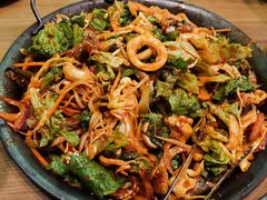 招牌辣鱿鱼五花肉煲-HOTISLAND海鸡岛·韩国料理(江南西店)
