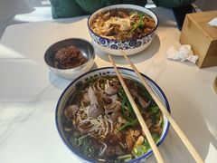 -镇南锅盖面馆(解放路店)