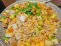 -曼听小寨海鲜烧烤·大连辣炒大王(盖州街店)