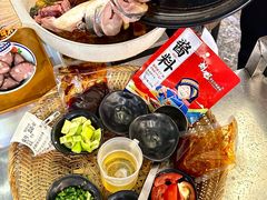 -刘姐啤酒鱼民族演艺餐厅(西街总店)