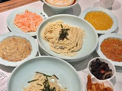 -裕兴记•蟹黄面馆(人民广场店)