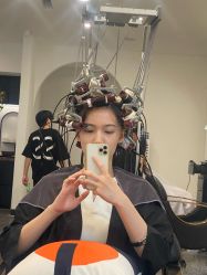 -SWANK SALON