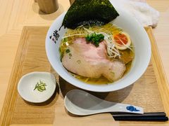 猪肉白汤-面屋 猪一