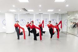 -深舞形体民族舞蹈工作室