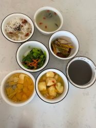 -爱陪伴一对一月子中心(融侨店)