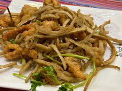 -香巴拉云南餐厅(华莱坞店)