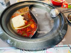 -生活如沸·顺德水牛奶火锅(大学路店)