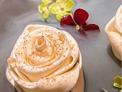 -龙凤荟·传统粤菜点心(新天地店)