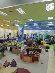 -莫莉幻想儿童乐园(北京丰台永旺店)