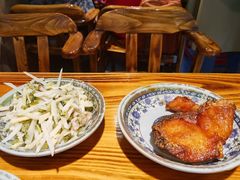 雪菜冬笋炒肉片-老外婆本帮面(塔城路店)