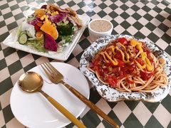 -Rabbit Cafe私房西餐甜点咖啡(栖霞路店)