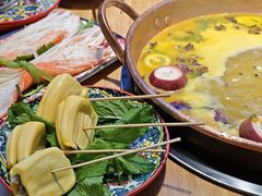 -洱火云南酸菜牛肉火锅(石景山当代商城店)