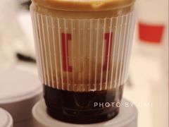 黑洞拿铁-代数学家algebraist(诚品店)