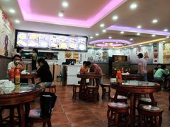 大堂-捷信牛奶甜品世家(柳巷店)