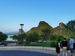 -英德宝晶宫天鹅湖茶语温泉