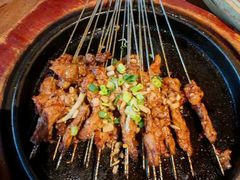 -包整·丝娃娃(一览甲秀楼风景店)