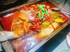 -探鱼·鲜青椒爽麻烤鱼(银泰城店)