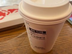 -星巴克(杭州西湖银泰1F店)