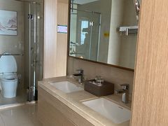 -兴芮温泉度假区