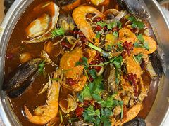 -老东镇啤酒屋海鲜加工·蒸汽海鲜·海鲜烧烤(台东店)