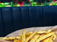 -LES ELITES 英集荟(南京西路店)