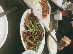-皇城根·烤鸭·鱼头·家常菜(欧亚大观乐活城店)